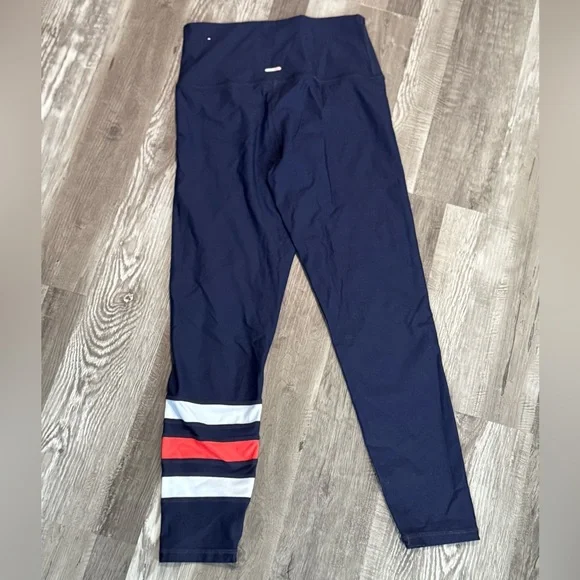 Aerie "Chill Play Move" High-Rise Leggings , size medium - Picture 4 of 4